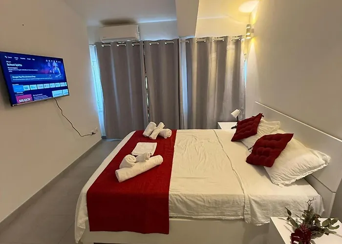 Penthouse Entire In *